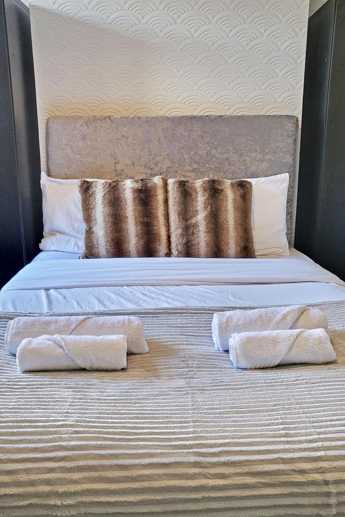 Spacious Room Londra Exterior foto