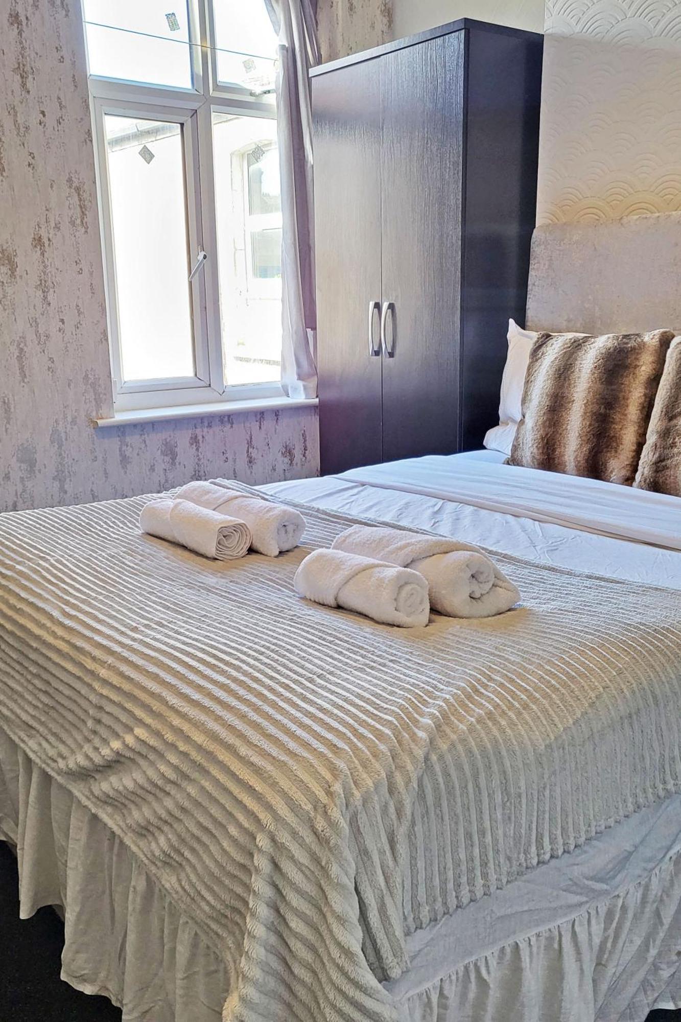 Spacious Room Londra Exterior foto
