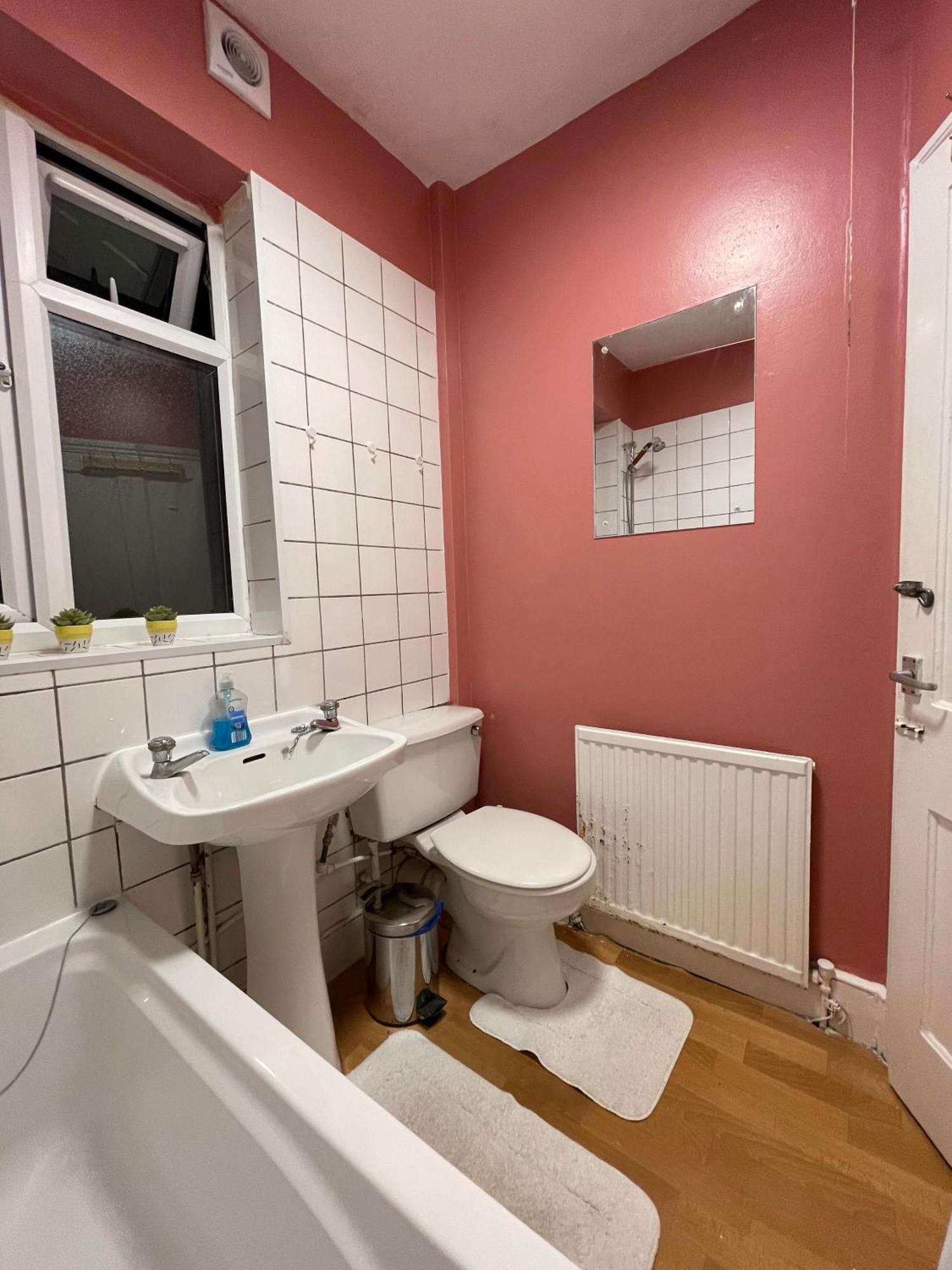 Spacious Room Londra Exterior foto